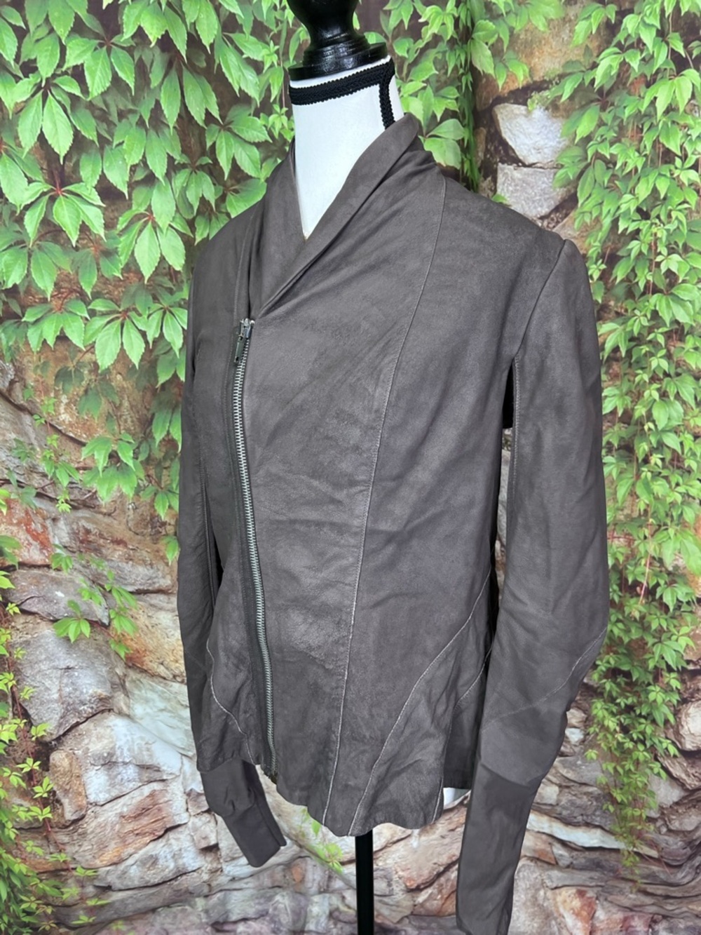 RICK OWENS Max-Style Lamb Leather Distressed Leather Moto Jacket in Dust, 48/14 - Picture 5 of 16